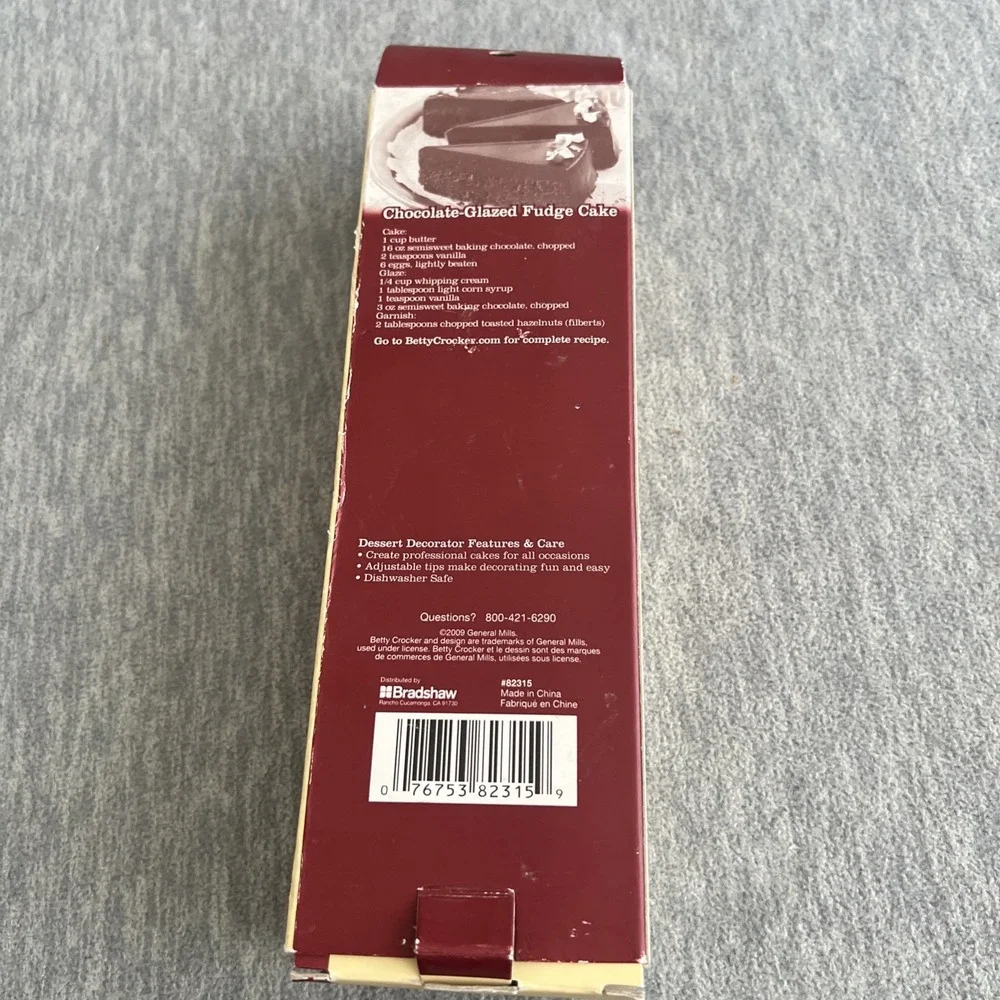 Betty Crocker Dessert Decorator Baker DIY Homemade Kitchen Gadget Plastic New